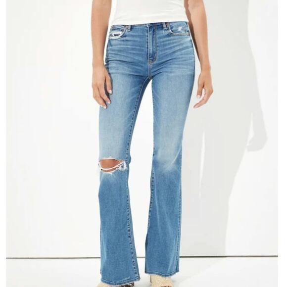 American Eagle Ripped Super High Rise Flare Jean - Picture 1 of 9